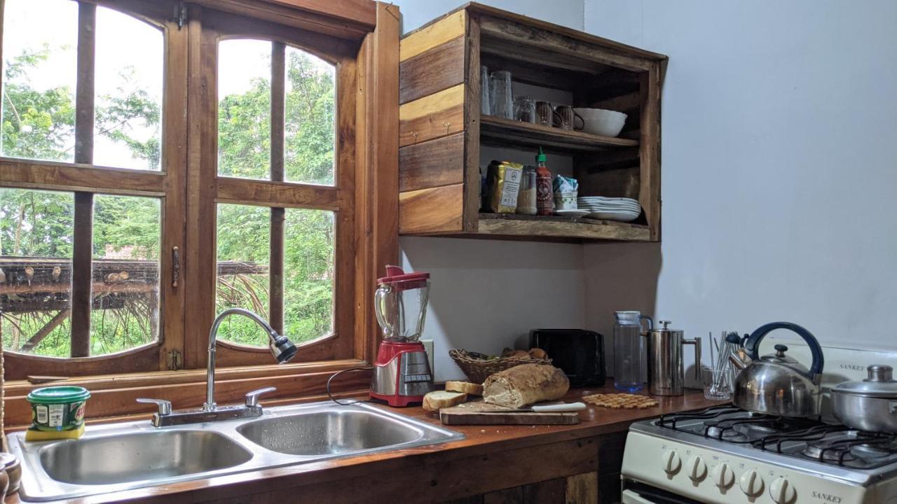 Wood Cabin - Cabana Maderas Balgue Eksteriør bilde