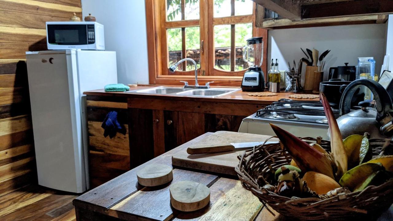 Wood Cabin - Cabana Maderas Balgue Eksteriør bilde
