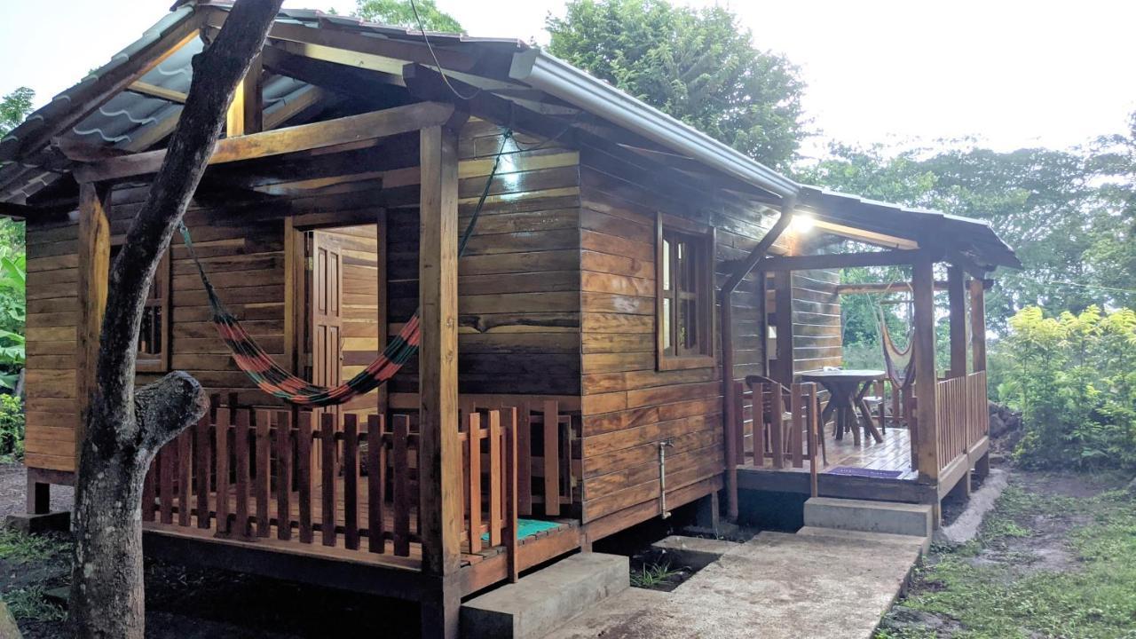 Wood Cabin - Cabana Maderas Balgue Eksteriør bilde