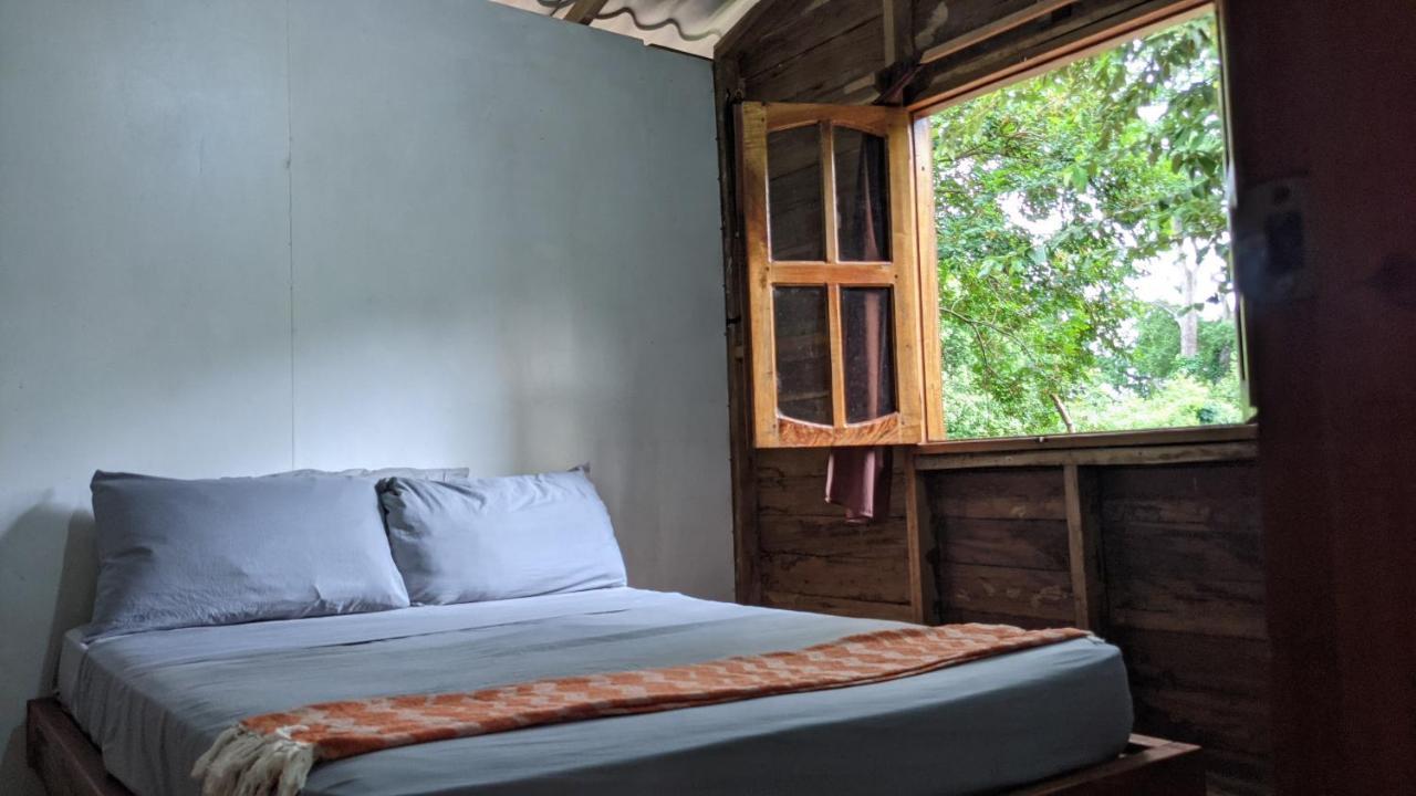 Wood Cabin - Cabana Maderas Balgue Eksteriør bilde