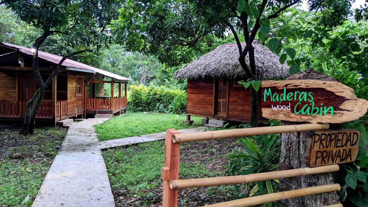 Wood Cabin - Cabana Maderas Balgue Eksteriør bilde